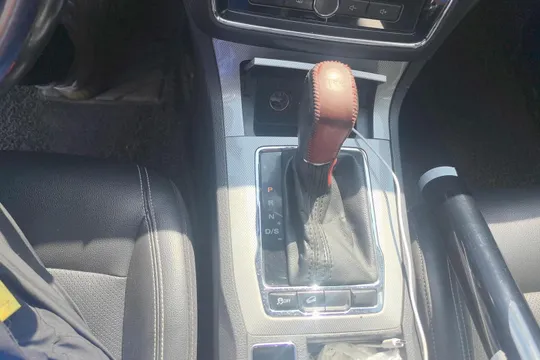 Roewe RX5
