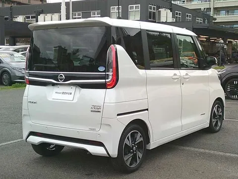 Nissan Roox