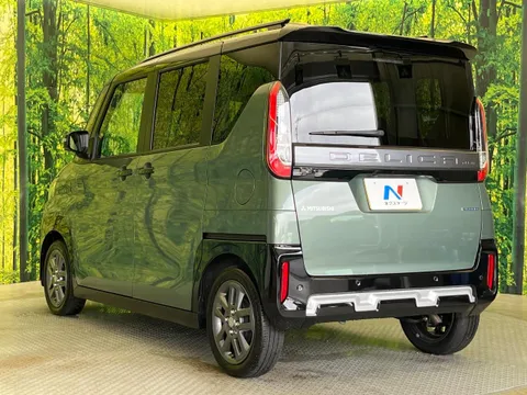 Mitsubishi Delica Mini
