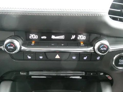 Mazda MAZDA3 Sedan