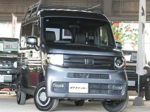 Honda N-VAN Plus Style