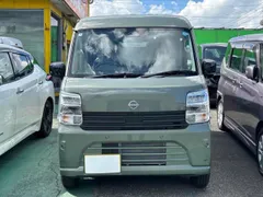 Nissan Clipper Van