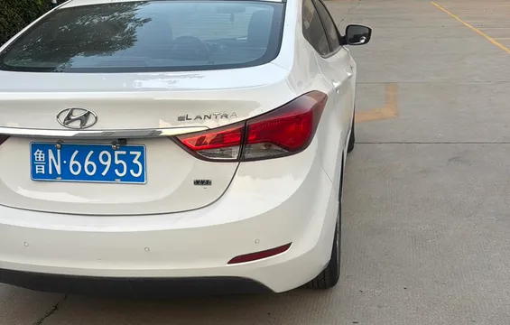 Hyundai Elantra (Avante)