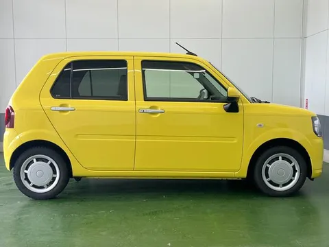 Daihatsu Mira Tocot