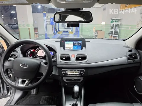 Renault SM3