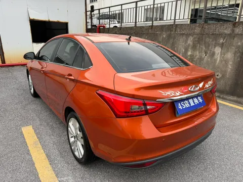 Chery Arrizo 5