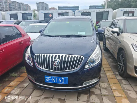 Buick GL8