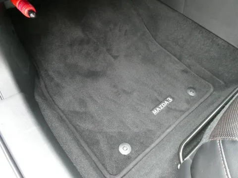 Mazda MAZDA3 Sedan