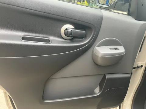Nissan Vanette