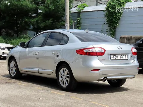 Renault SM3
