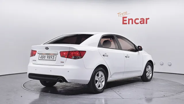 Kia Cerato (Forte)