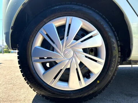 Daihatsu Mira Tocot