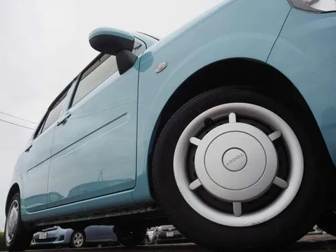 Daihatsu Mira Tocot