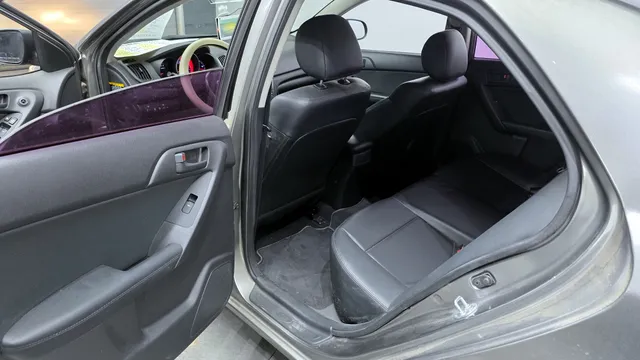 Kia Cerato (Forte)