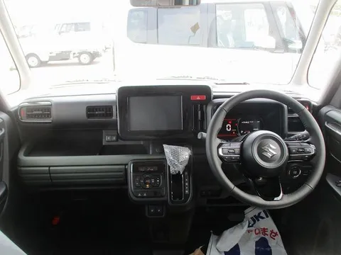 Suzuki Spacia Gear