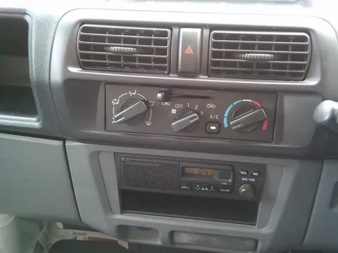 Nissan Clipper Truck
