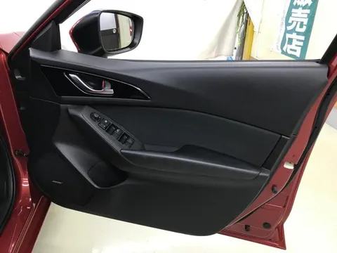 Mazda Axela Sport
