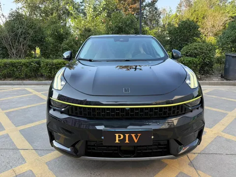 Lynk & Co 05