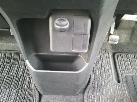 Toyota Pixis Mega