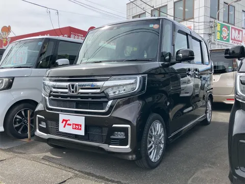 Honda N-BOX Custom
