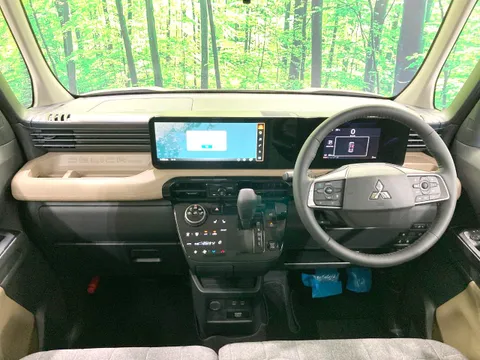 Mitsubishi Delica Mini