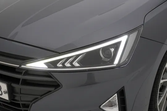 Hyundai Elantra (Avante)