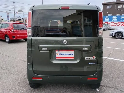 Suzuki Spacia