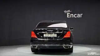 Genesis G90 (EQ900)