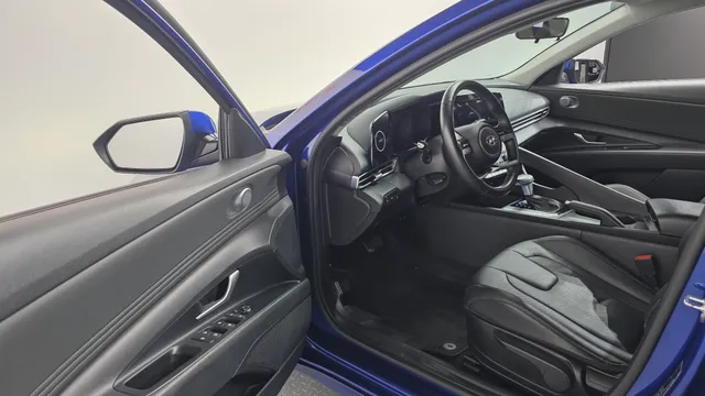 Hyundai Elantra (Avante)