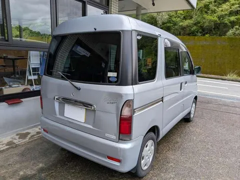 Daihatsu Atrai Wagon