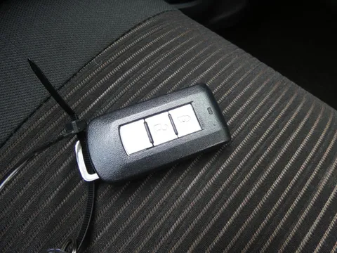 Mitsubishi eK Custom