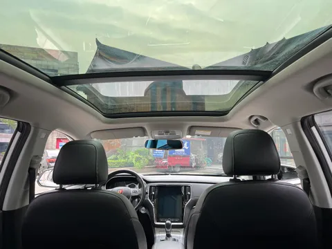 Roewe RX5
