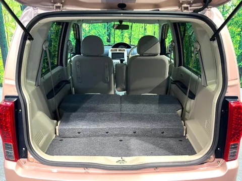Nissan Otti