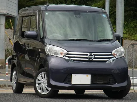 Nissan Dayz Roox