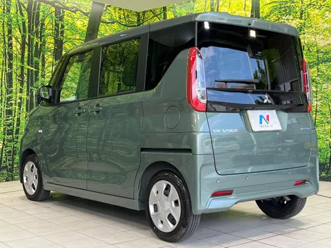 Mitsubishi eK Space