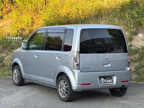 Mitsubishi eK Wagon