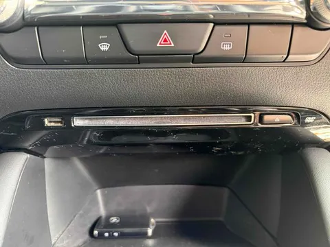 Mazda MAZDA3 Fastback