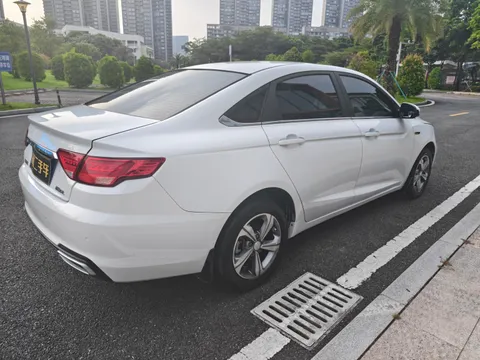 Geely Emgrand GL