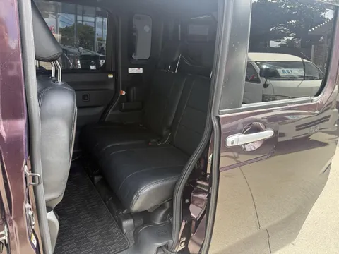 Toyota Pixis Mega
