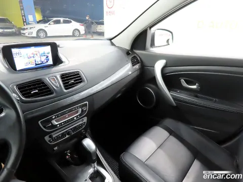 Renault SM3
