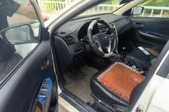 BYD F3