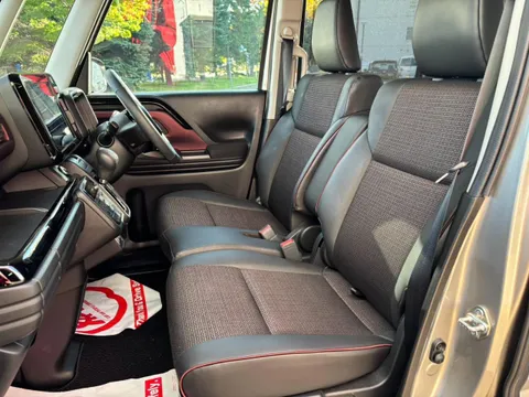 Suzuki Spacia Custom