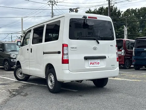 Toyota TownAce Van
