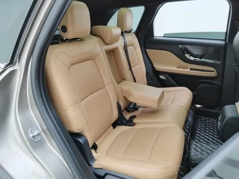 Lincoln Corsair