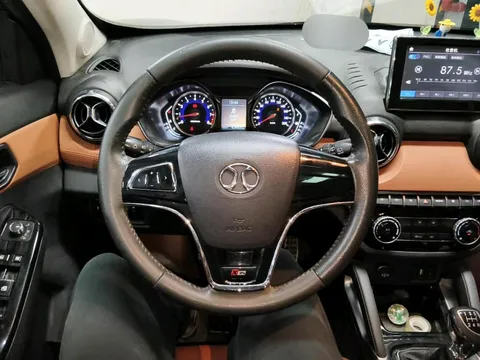 BAIC Senova X35