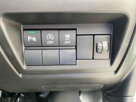 Nissan Clipper Van