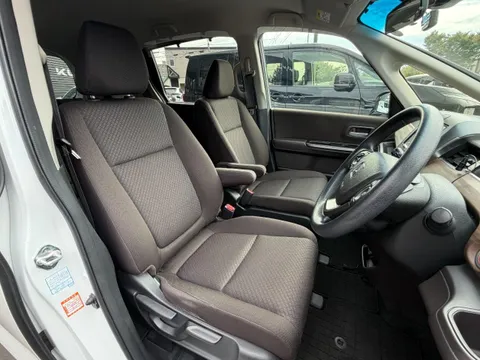 Honda Freed Plus