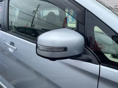 Mitsubishi eK Custom