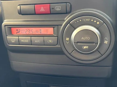 Toyota Pixis Space