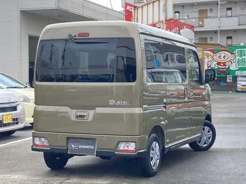 Daihatsu Atrai